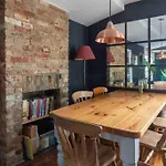 Sea Breeze Apartment