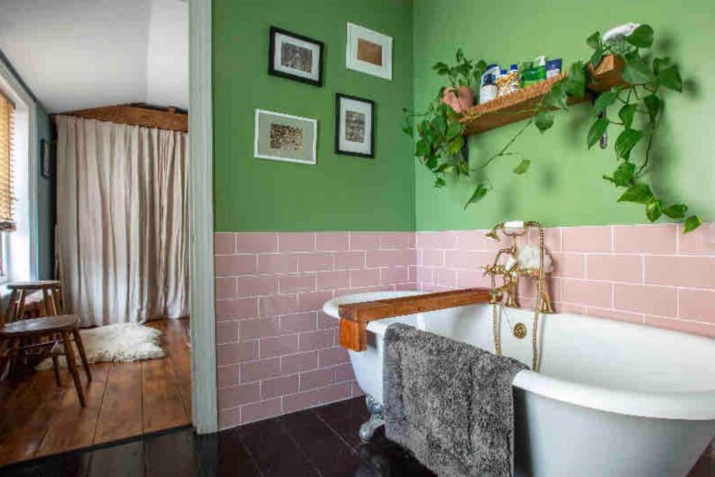 Sea Breeze Apartment